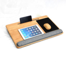 Table de table d&#39;ordinateur portable de bureau debout sur le bureau à domicile personnalisé en bois avec un rebord de l&#39;appareil